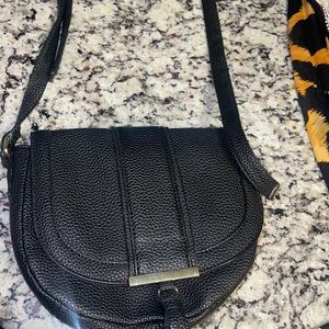 Kenneth Cole reaction purse